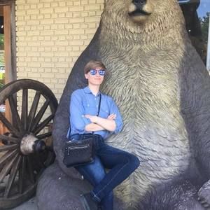 Meet your Posher, Jay